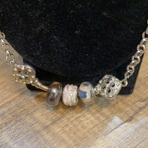 Necklace - Picture 2 of 4